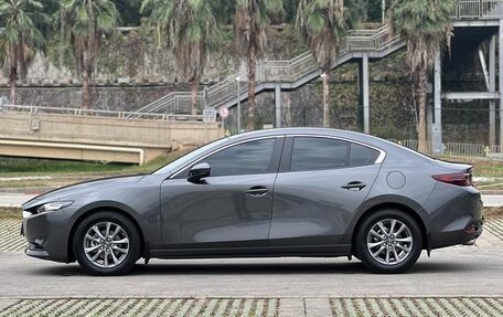 Mazda 3, 2022 год, 1 700 000 рублей, 4 фотография