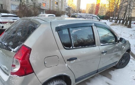 Renault Sandero I, 2010 год, 380 000 рублей, 4 фотография