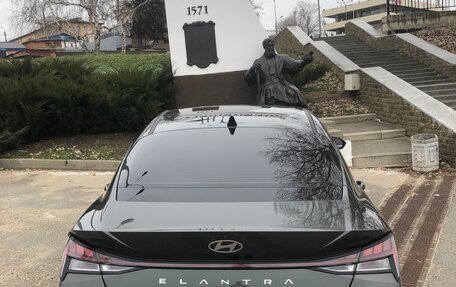 Hyundai Elantra, 2024 год, 2 550 000 рублей, 15 фотография