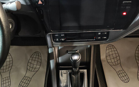 Toyota Corolla, 2018 год, 1 850 000 рублей, 13 фотография