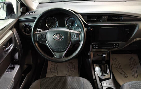 Toyota Corolla, 2018 год, 1 850 000 рублей, 11 фотография