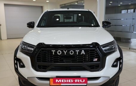 Toyota Hilux VIII, 2025 год, 8 900 000 рублей, 2 фотография