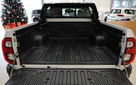 Toyota Hilux VIII, 2025 год, 8 900 000 рублей, 12 фотография