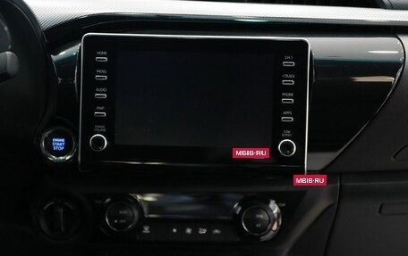 Toyota Hilux VIII, 2025 год, 8 900 000 рублей, 16 фотография