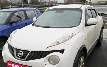 Nissan Juke II, 2013 год, 999 000 рублей, 1 фотография