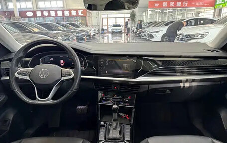 Volkswagen Passat B8 рестайлинг, 2021 год, 2 210 000 рублей, 17 фотография