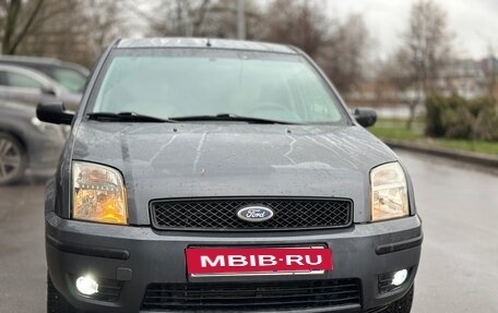 Ford Fusion I, 2005 год, 320 000 рублей, 2 фотография