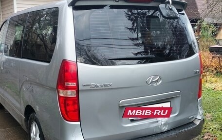 Hyundai Grand Starex Grand Starex I рестайлинг 2, 2013 год, 1 450 000 рублей, 2 фотография