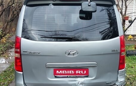 Hyundai Grand Starex Grand Starex I рестайлинг 2, 2013 год, 1 450 000 рублей, 3 фотография