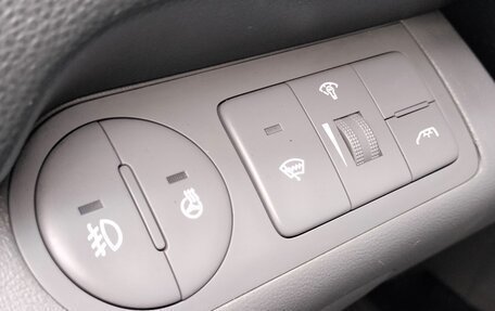 Hyundai Grand Starex Grand Starex I рестайлинг 2, 2013 год, 1 450 000 рублей, 13 фотография