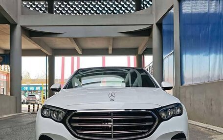 Mercedes-Benz E-Класс, 2024 год, 6 190 000 рублей, 5 фотография