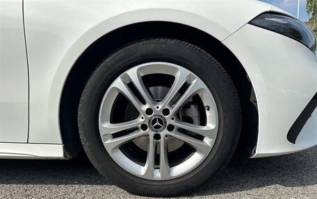 Mercedes-Benz E-Класс, 2024 год, 6 190 000 рублей, 25 фотография