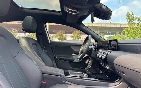 Mercedes-Benz E-Класс, 2024 год, 6 190 000 рублей, 37 фотография