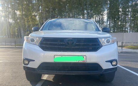 Toyota Highlander III, 2010 год, 1 550 000 рублей, 1 фотография
