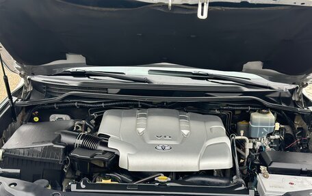 Toyota Land Cruiser 200, 2008 год, 2 670 000 рублей, 7 фотография