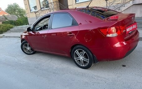 KIA Cerato III, 2009 год, 750 000 рублей, 3 фотография