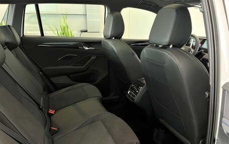 Volkswagen Tiguan, 2025 год, 4 890 000 рублей, 12 фотография