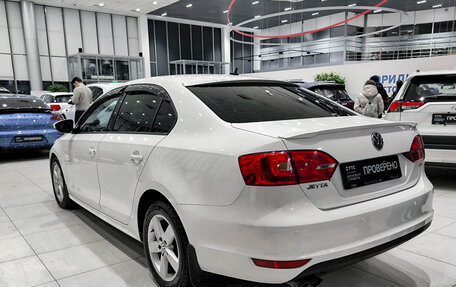 Volkswagen Jetta VI, 2013 год, 1 199 000 рублей, 8 фотография