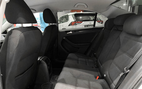 Volkswagen Jetta VI, 2013 год, 1 199 000 рублей, 15 фотография