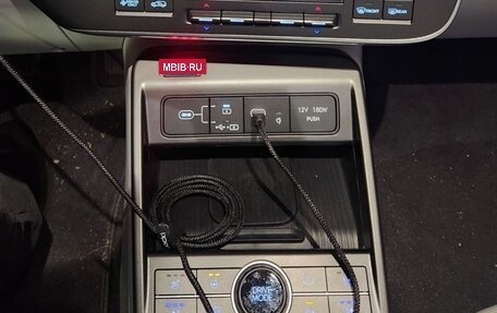 Hyundai Kona, 2024 год, 2 976 000 рублей, 10 фотография