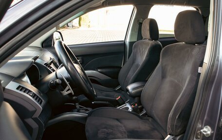 Mitsubishi Outlander III рестайлинг 3, 2008 год, 995 000 рублей, 11 фотография