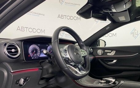 Mercedes-Benz E-Класс, 2019 год, 2 997 000 рублей, 10 фотография