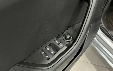 Skoda Superb III рестайлинг, 2021 год, 2 500 000 рублей, 12 фотография