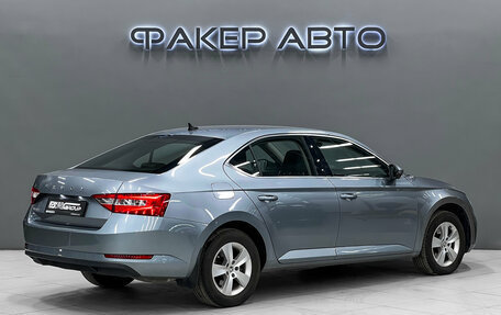 Skoda Superb III рестайлинг, 2021 год, 2 500 000 рублей, 4 фотография