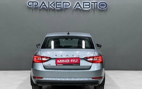 Skoda Superb III рестайлинг, 2021 год, 2 500 000 рублей, 8 фотография