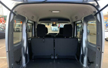 Daihatsu Hijet, 2023 год, 905 000 рублей, 21 фотография