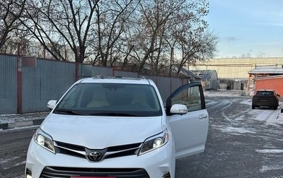 Toyota Sienna III, 2020 год, 4 900 000 рублей, 1 фотография