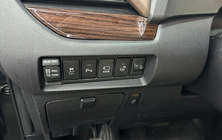 Toyota Sienna III, 2020 год, 4 900 000 рублей, 10 фотография