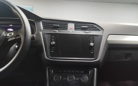 Volkswagen Tiguan II, 2018 год, 3 499 000 рублей, 14 фотография