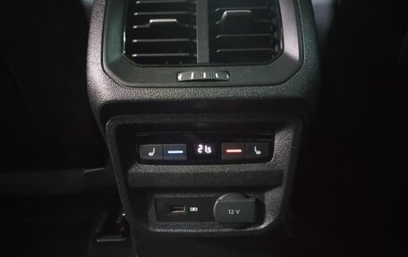 Volkswagen Tiguan II, 2018 год, 3 499 000 рублей, 21 фотография