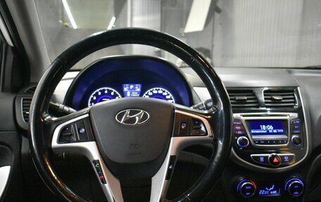 Hyundai Solaris II рестайлинг, 2014 год, 749 000 рублей, 17 фотография