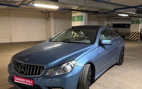 Mercedes-Benz E-Класс, 2010 год, 1 550 000 рублей, 1 фотография