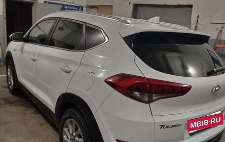 Hyundai Tucson III, 2018 год, 2 100 000 рублей, 4 фотография