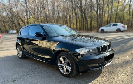 BMW 1 серия, 2011 год, 1 000 000 рублей, 1 фотография