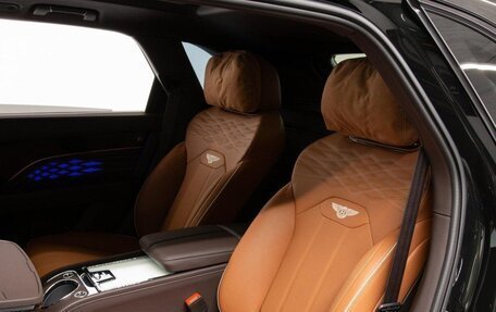 Bentley Bentayga I, 2025 год, 44 500 000 рублей, 18 фотография