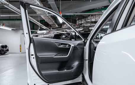 Toyota RAV4, 2025 год, 4 320 000 рублей, 22 фотография