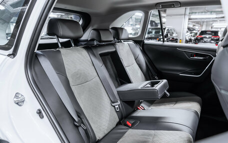 Toyota RAV4, 2025 год, 4 320 000 рублей, 20 фотография