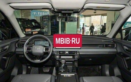 Toyota RAV4, 2025 год, 4 438 083 рублей, 9 фотография