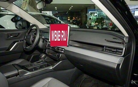 Toyota RAV4, 2025 год, 4 438 083 рублей, 10 фотография