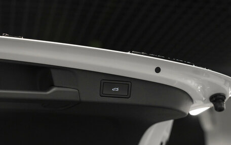 Volkswagen Tiguan, 2025 год, 5 050 000 рублей, 28 фотография