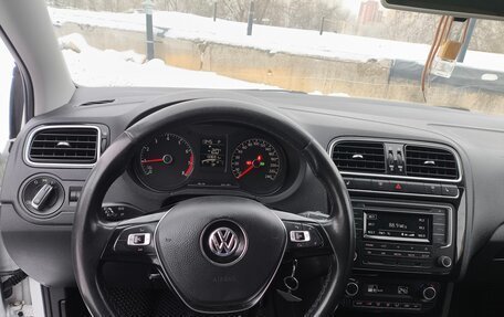 Volkswagen Polo VI (EU Market), 2017 год, 1 100 000 рублей, 10 фотография