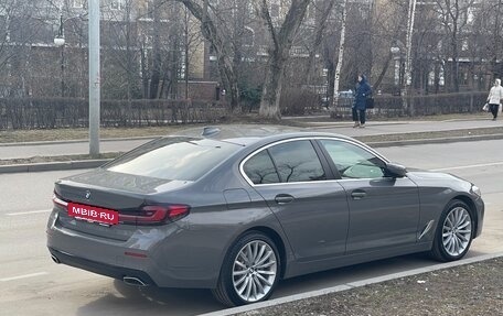 BMW 5 серия, 2020 год, 4 900 000 рублей, 2 фотография