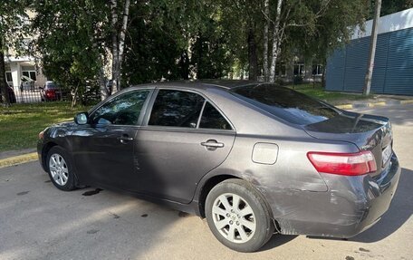 Toyota Camry, 2008 год, 700 000 рублей, 3 фотография