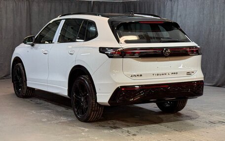 Volkswagen Tiguan, 2025 год, 4 990 000 рублей, 6 фотография