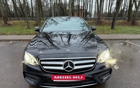 Mercedes-Benz E-Класс, 2017 год, 4 800 000 рублей, 2 фотография