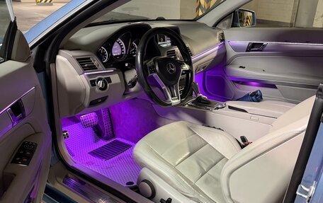 Mercedes-Benz E-Класс, 2010 год, 1 550 000 рублей, 7 фотография